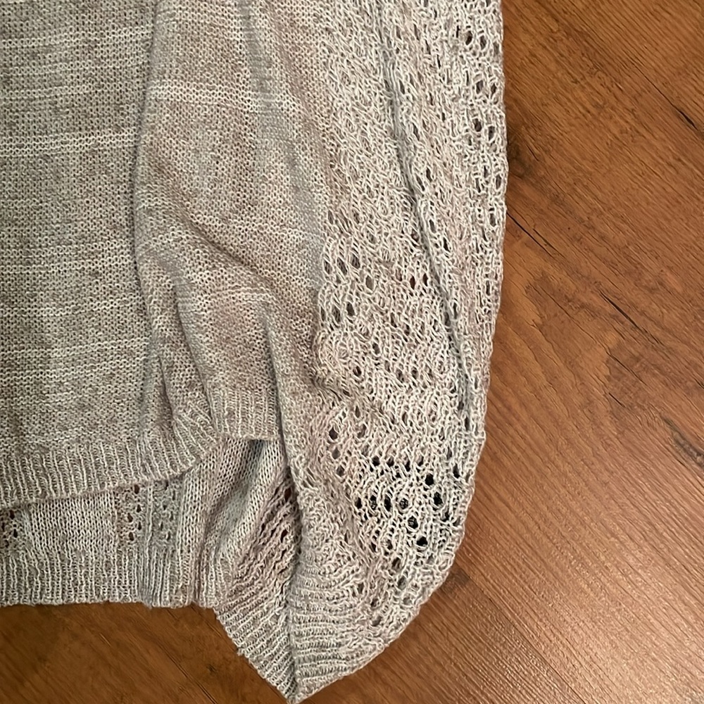Le Chateau light grey long knit sweater - Picture 4 of 7